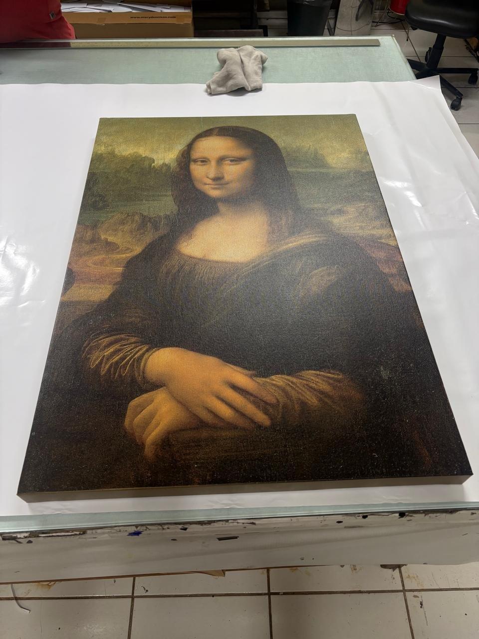 Canvas Premium - 18