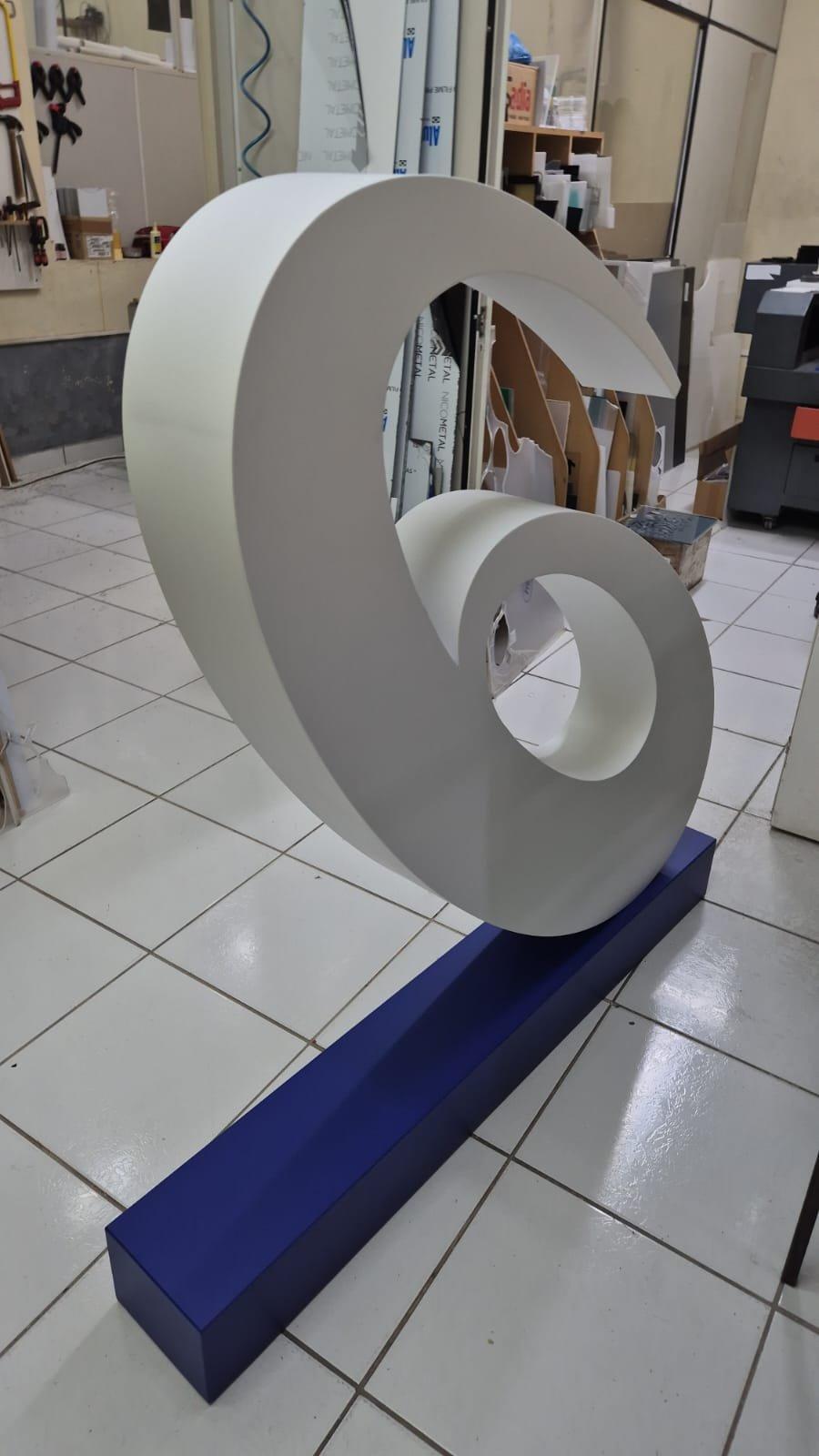 Letra Caixa / ACRILICO/PVC/MDF/METAL - 37