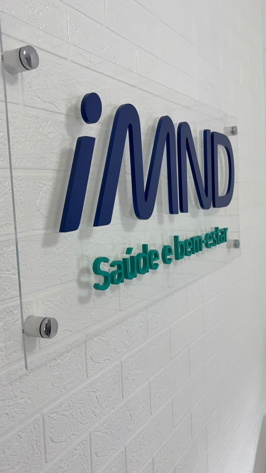 Letra Caixa / ACRILICO/PVC/MDF/METAL - 44