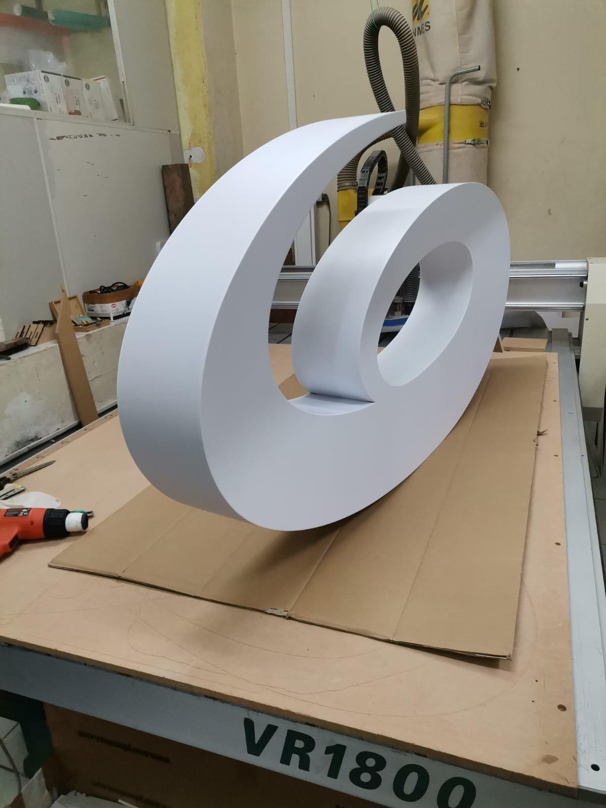 Letra Caixa / ACRILICO/PVC/MDF/METAL - 56