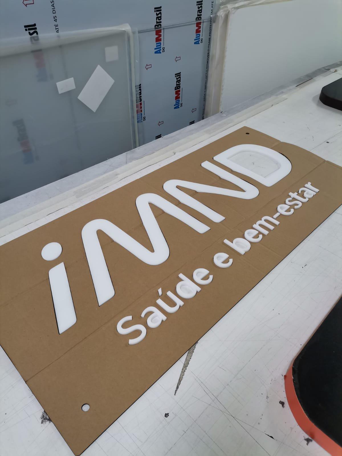 Letra Caixa / ACRILICO/PVC/MDF/METAL - 57
